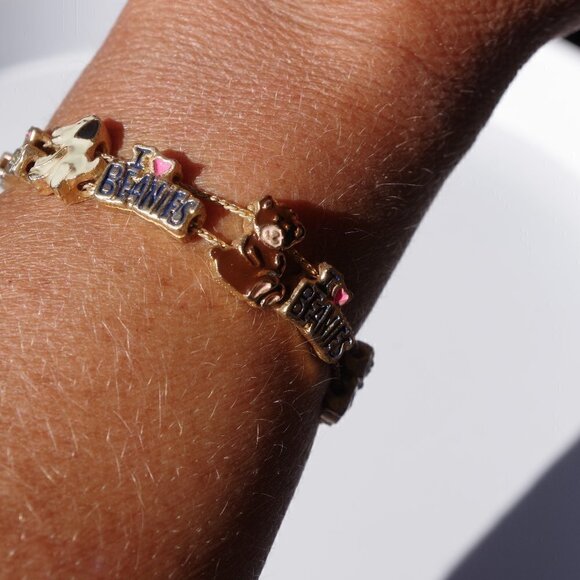 Women`s gold tone charm bracelet "I love beanies". - Picture 1 of 2